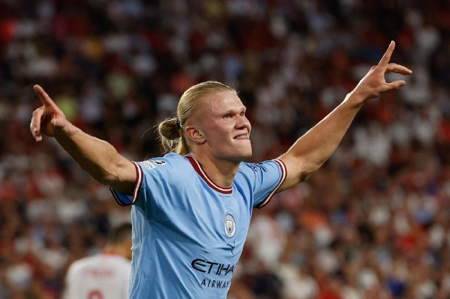 传中还是射门？奥多伊谈世界波进球：这叫似传似射（奥多伊谈世界波：既像传中也像射门）